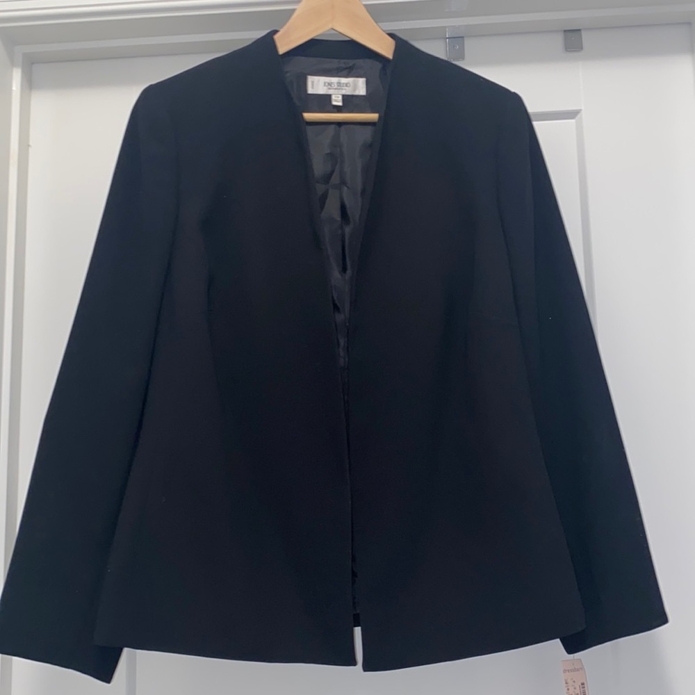 Jones Studio Black Open-Front Women's Blazer Jacket